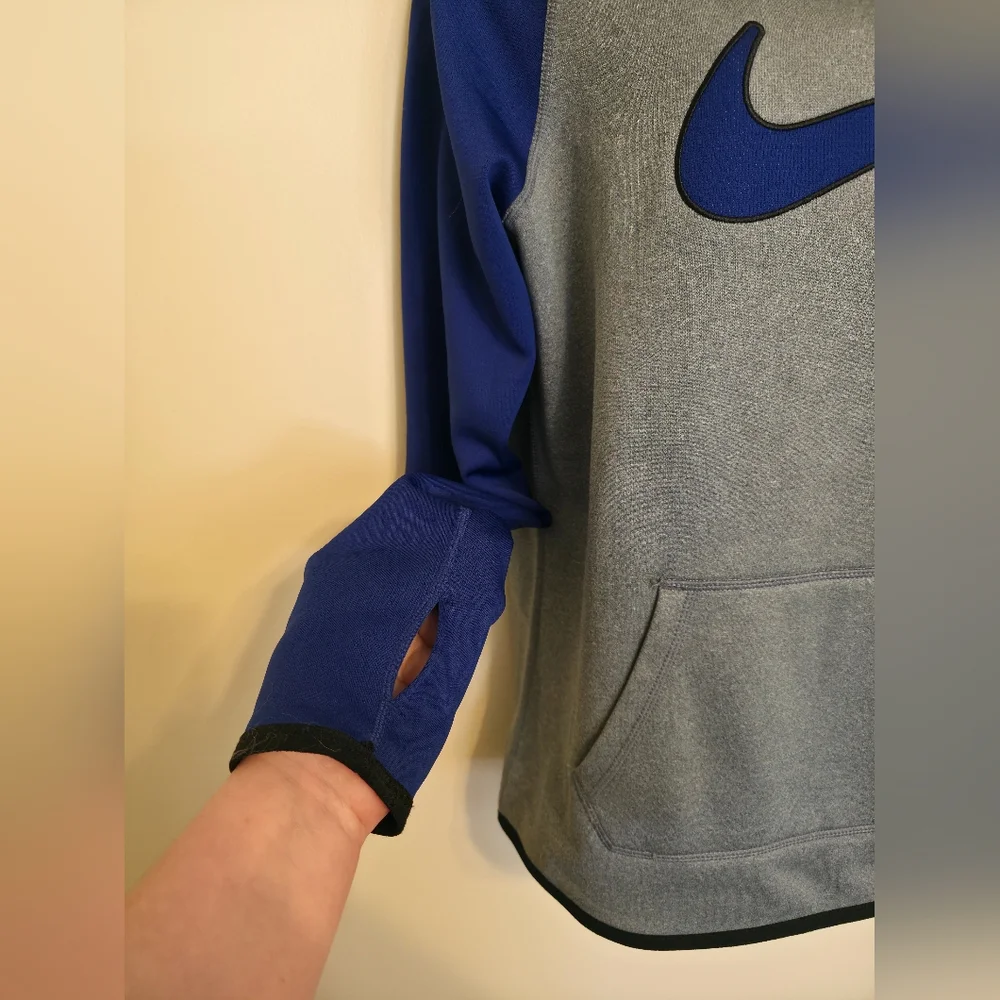 Nike therma fit